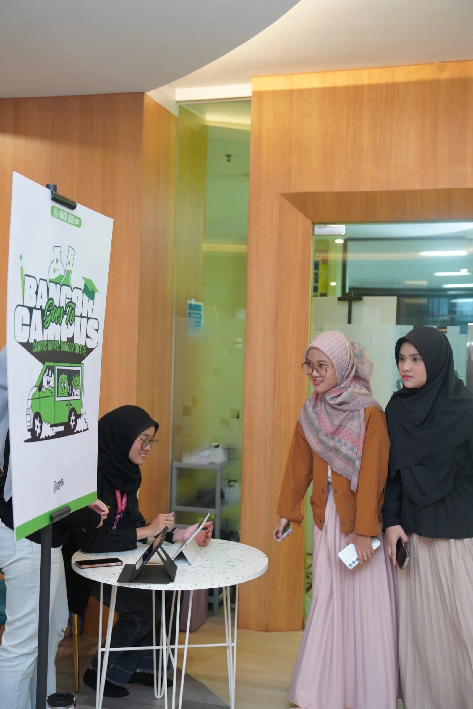 Dokumentasi Bangor Goes to Campus 7